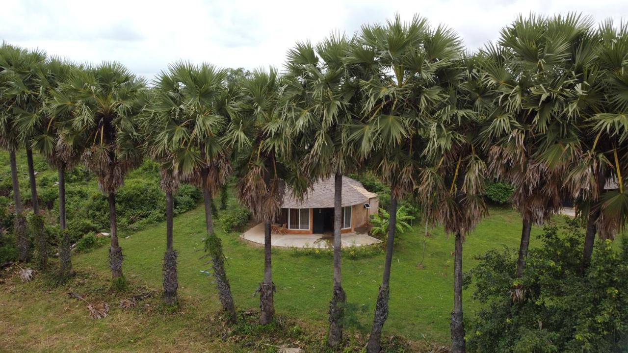 Hanchey Bamboo Resort Kampong Cham Bagian luar foto