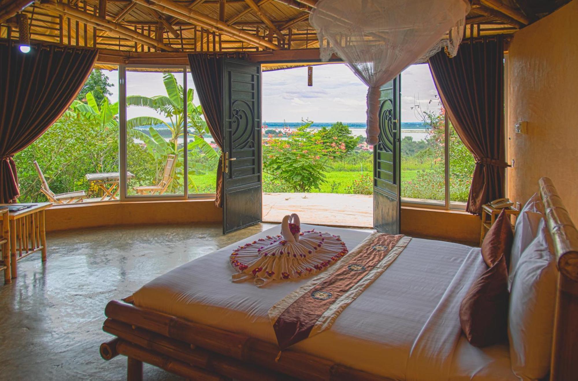 Hanchey Bamboo Resort Kampong Cham Bagian luar foto