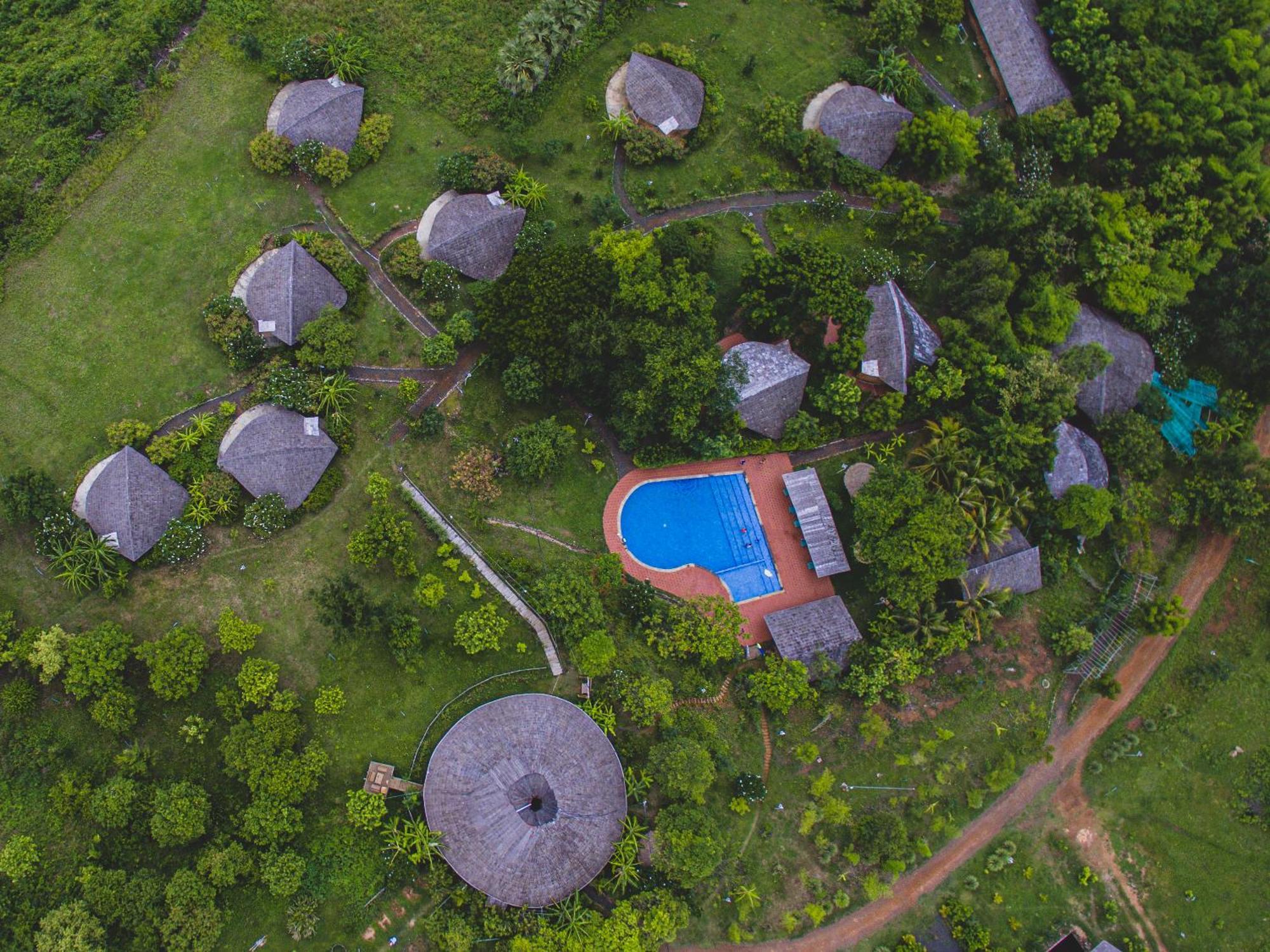 Hanchey Bamboo Resort Kampong Cham Bagian luar foto