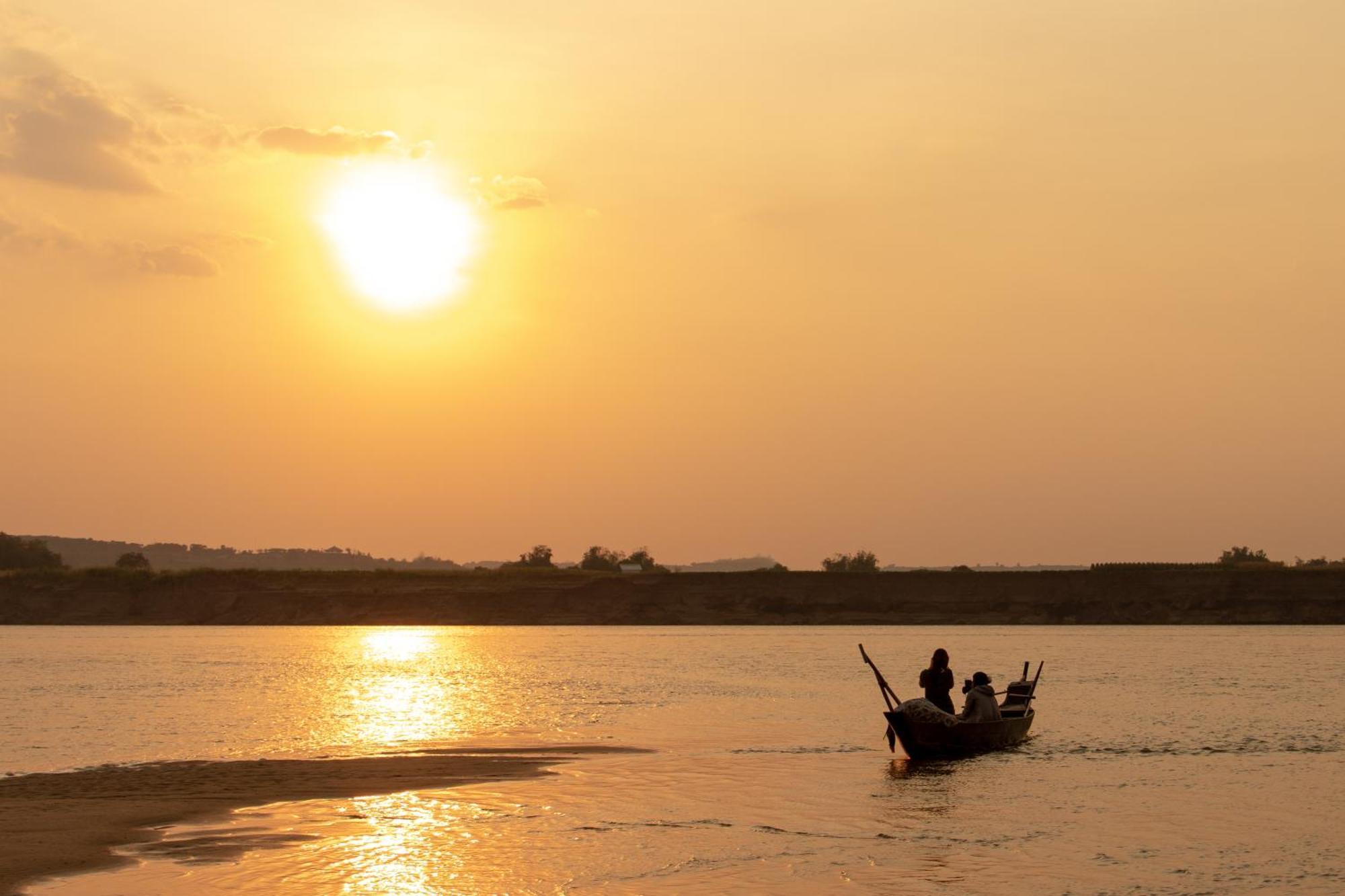 Hanchey Bamboo Resort Kampong Cham Bagian luar foto