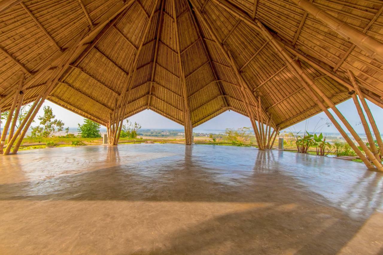 Hanchey Bamboo Resort Kampong Cham Bagian luar foto