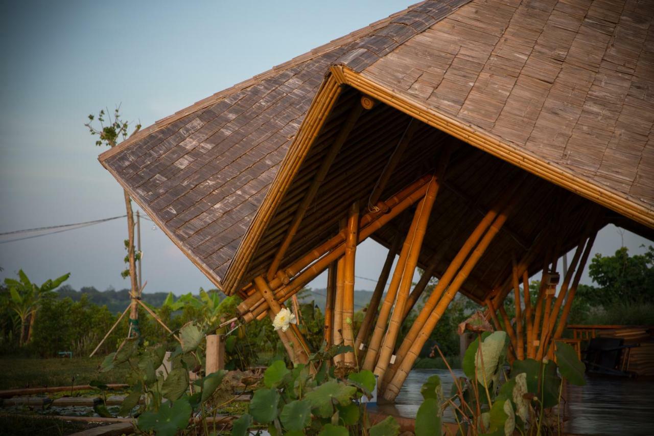 Hanchey Bamboo Resort Kampong Cham Bagian luar foto