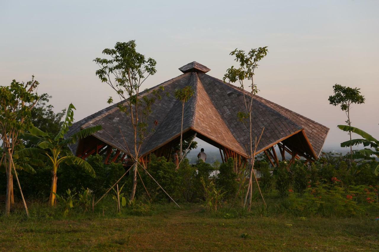 Hanchey Bamboo Resort Kampong Cham Bagian luar foto